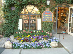 Red Rock Candle & Gift storefront