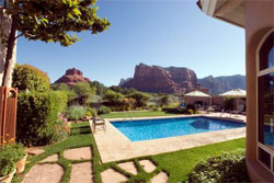 Outdoor pool at Canyon Villa Inn of Sedona