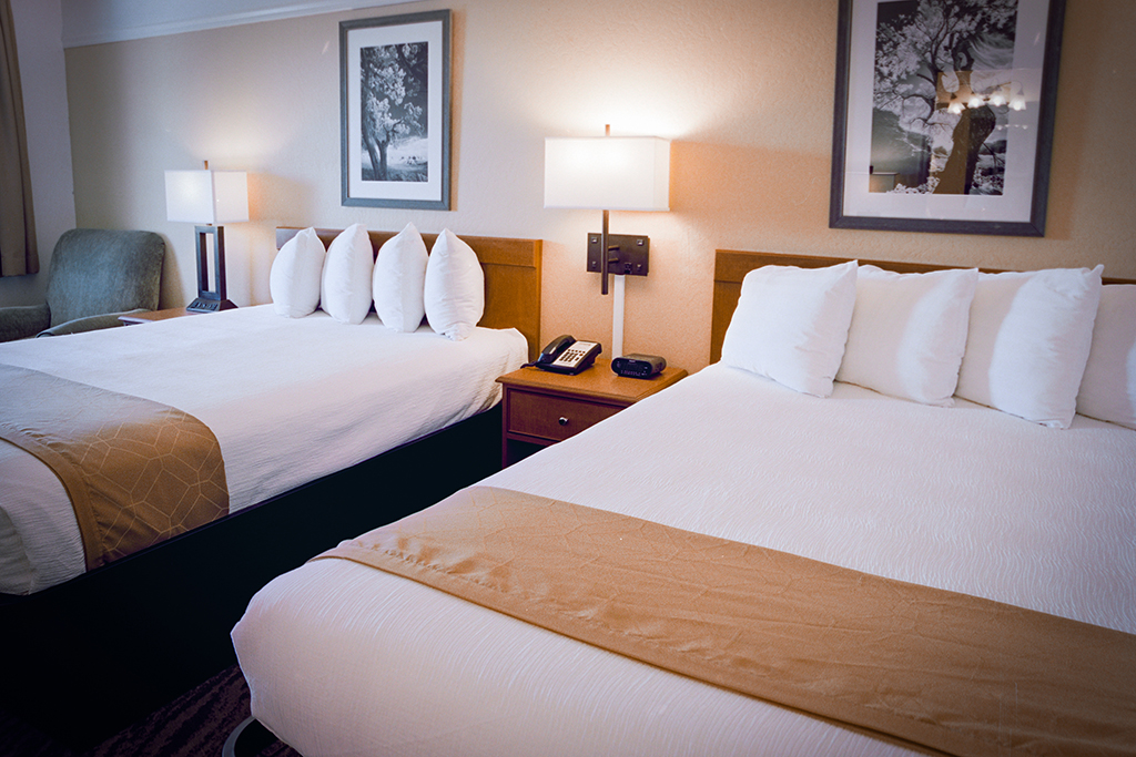 Interior of Pines Inn and Suites in Cottonwood, Arizona